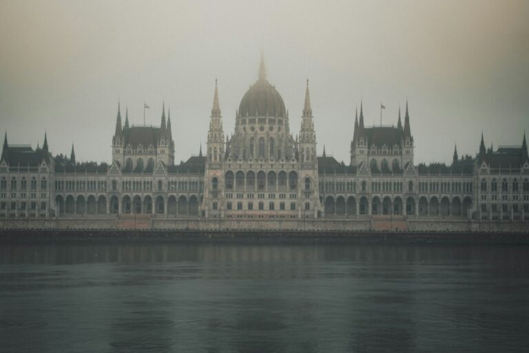 Hungary blocks Council conclusions on Ukraine aid package