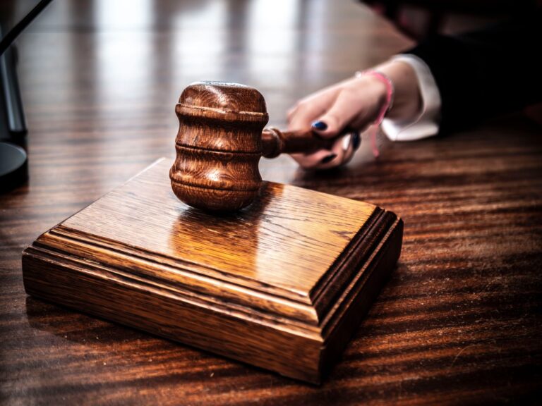 Donaldson Trial: Prosecutor Says Ex-DUP Leader ‘Only One Lying’