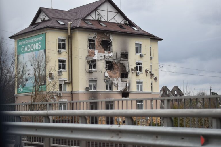 Russian Drone Hits Romanian Apartment Block in Galati, Injuring Two as NATO Allies Condemn Moscow