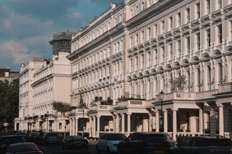 British Property Market Sees Third Consecutive Monthly Decline Amid Global Tensions