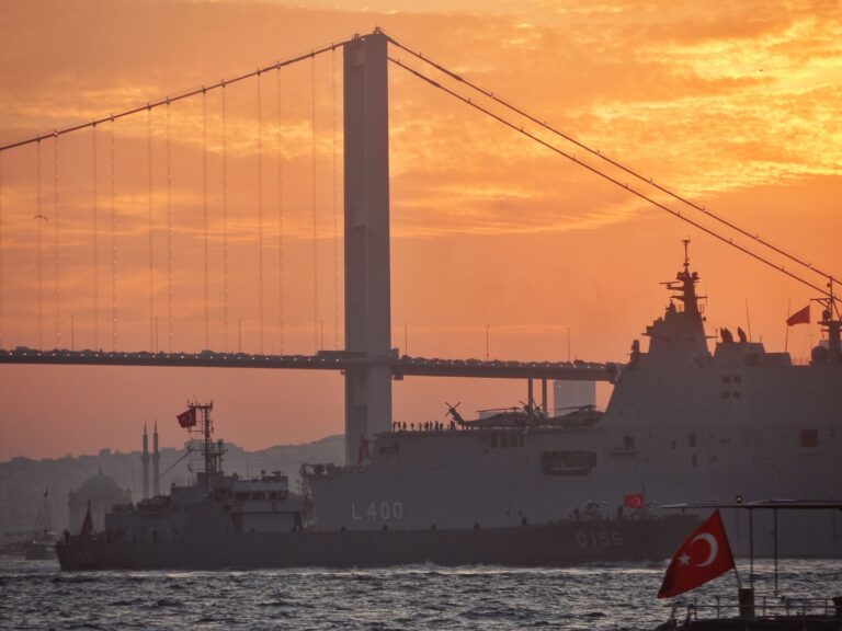 Russian warship fires warning shots near British couple in English Channel
