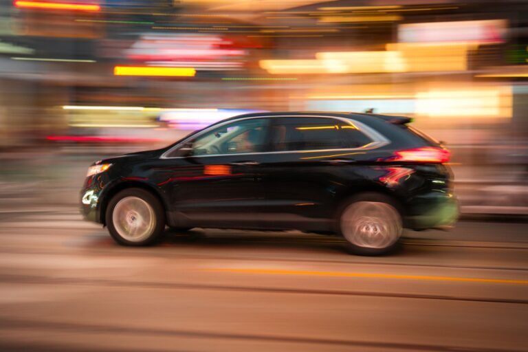 SUV buyers ignore pedestrian safety warnings, UK study finds