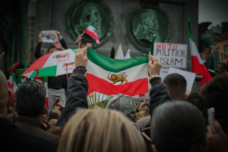Iran crisis derails UK recovery as Reeves faces economic turmoil