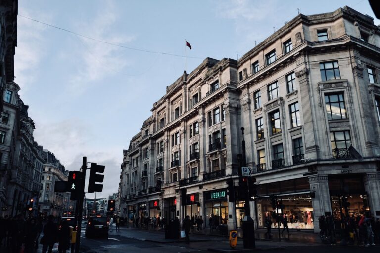 Shein overtakes Asos in UK as sales hit £2.58bn